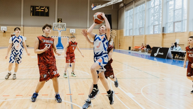 Latvijas Jaunatnes basketbola līgas spēle