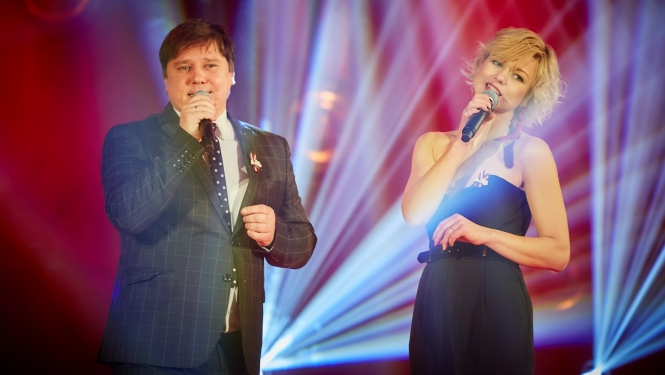 Valsts svētku koncerts ar Ditu Lūriņu-Eglienu un Mārtiņu Eglienu