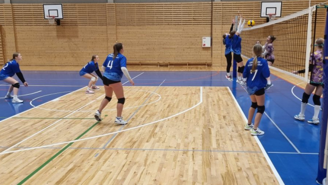 Latvijas jaunatnes volejbola čempionāta posms meitenēm U12