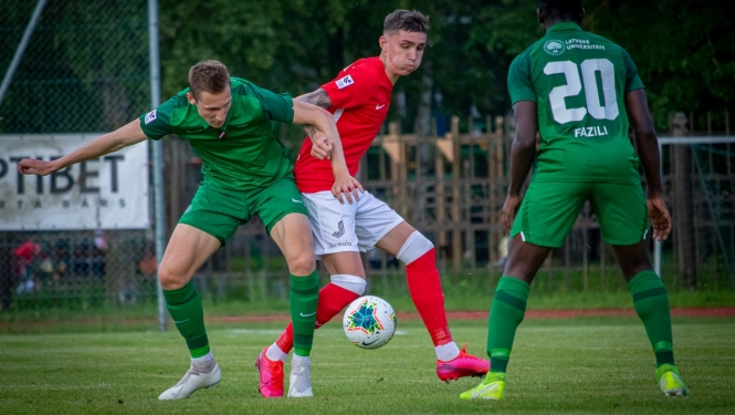 Latvijas Jaunatnes futbola čempionāts