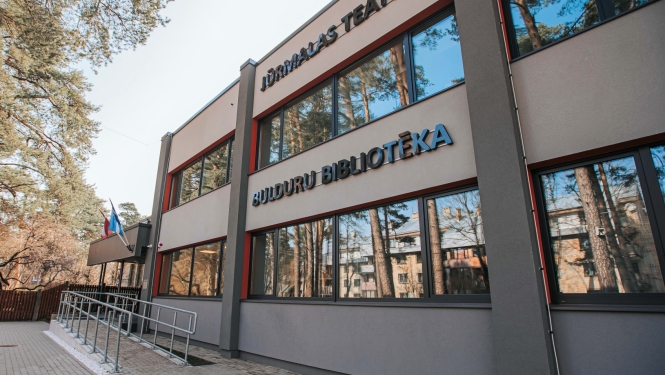 Radoša nodarbība “Izveido savu grāmatiņu”