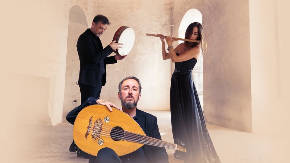 VIDUSJŪRAS MELODIJAS UN SEFARDU DZIESMAS